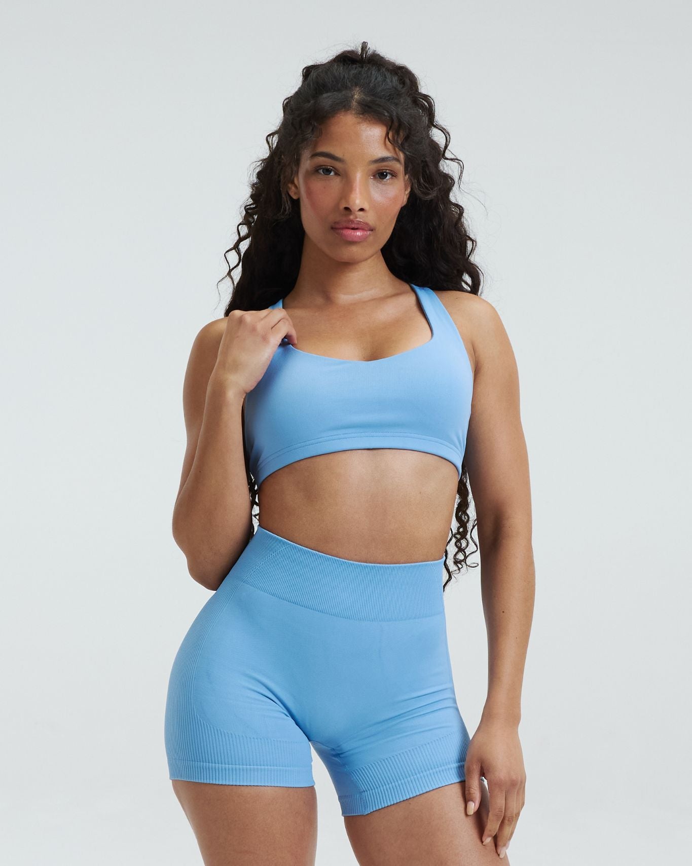 Elevate™ Sculpting Medium Impact Multiway Bra | Endless Sky