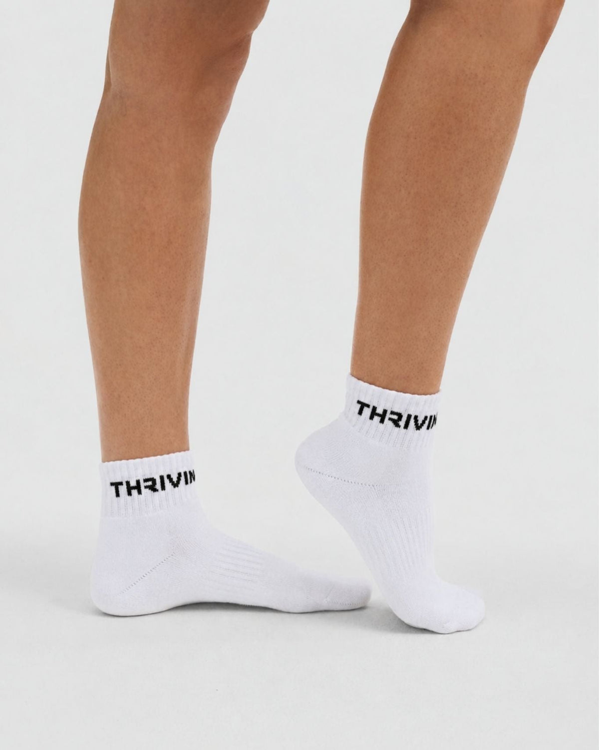 THRIVIN Mid Socks | Night Black