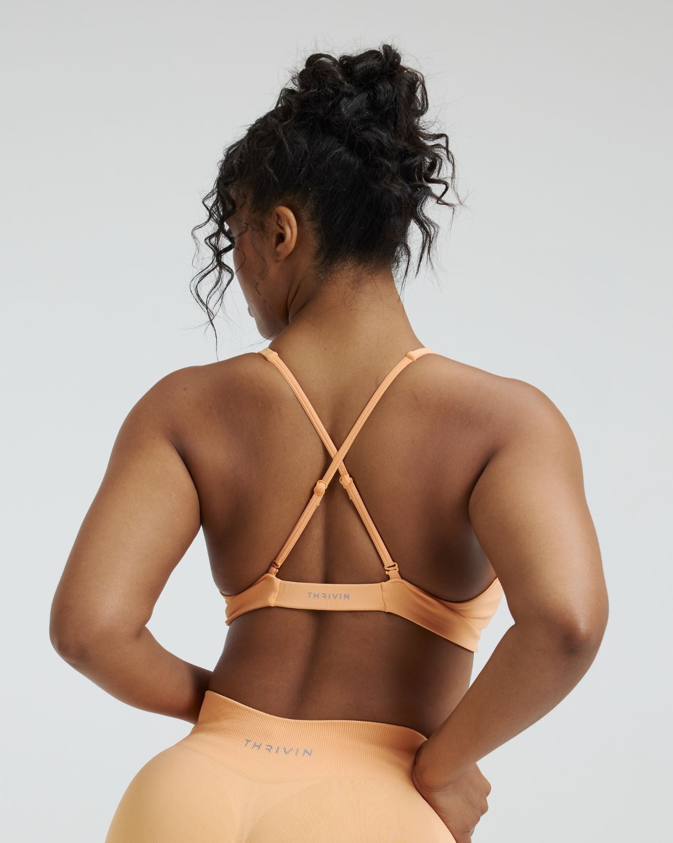 Elevate™ Sculpting Seamless Twisted Bra | Melon