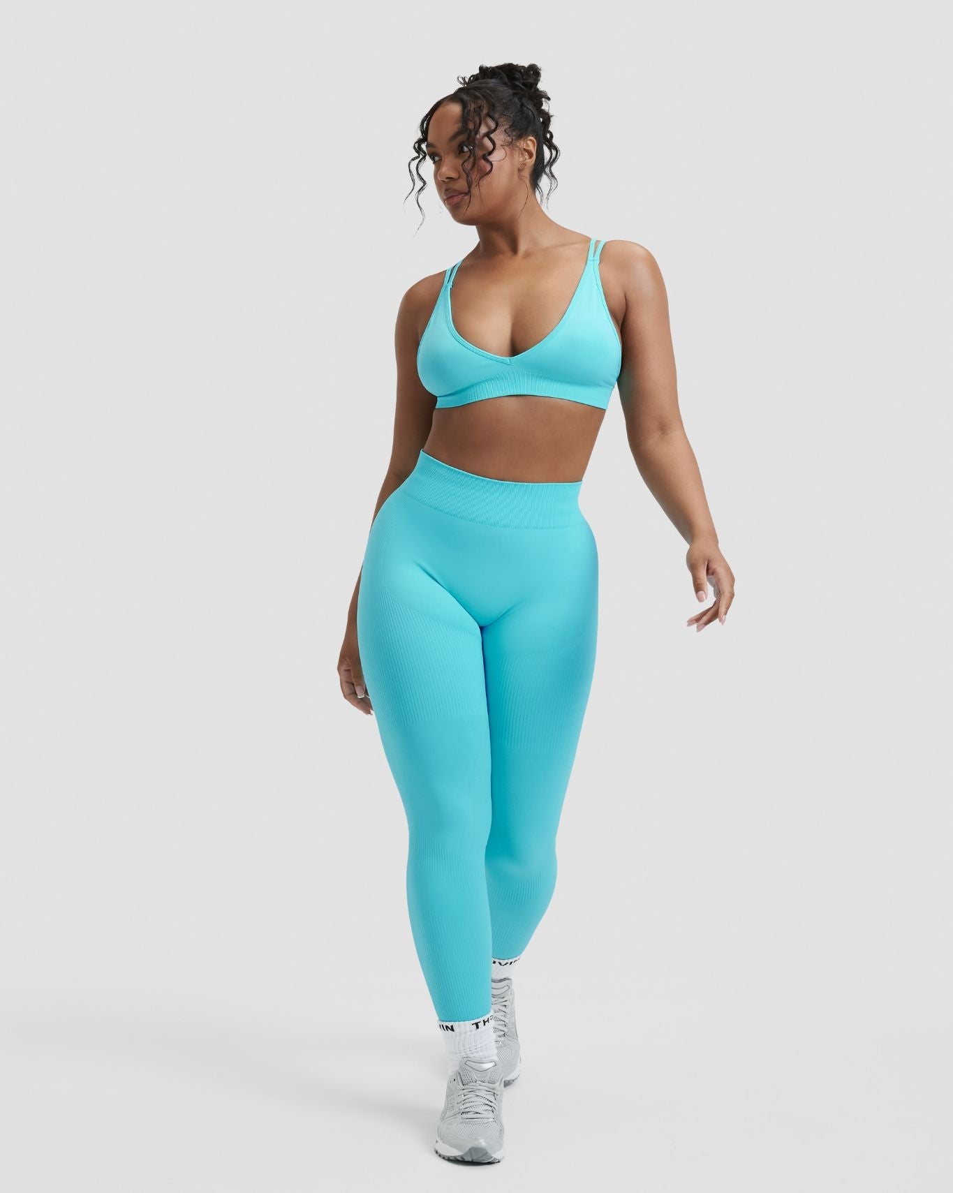 Elevate™ Sculpting Mid Waist Scrunch Leggings | Clear Tides