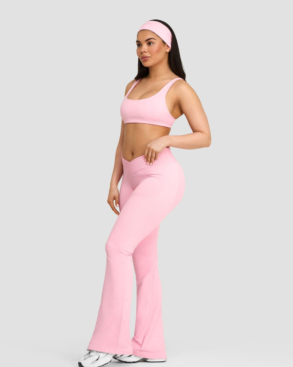 Elevate™ Sculpting Mid V-Waist Flare Leggings | Cotton Pink