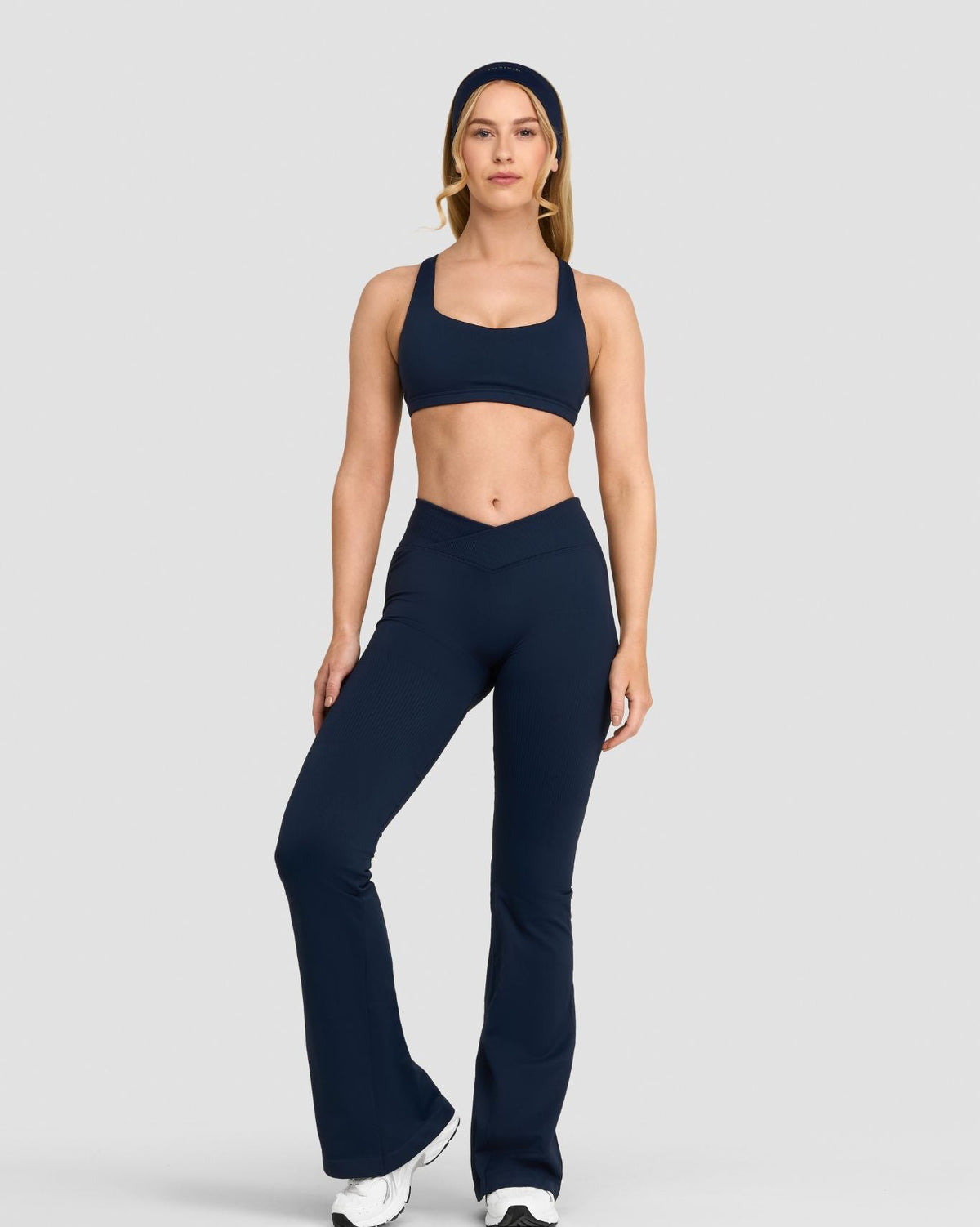 Elevate™ Sculpting Medium Impact Multiway Bra | Midnight Navy