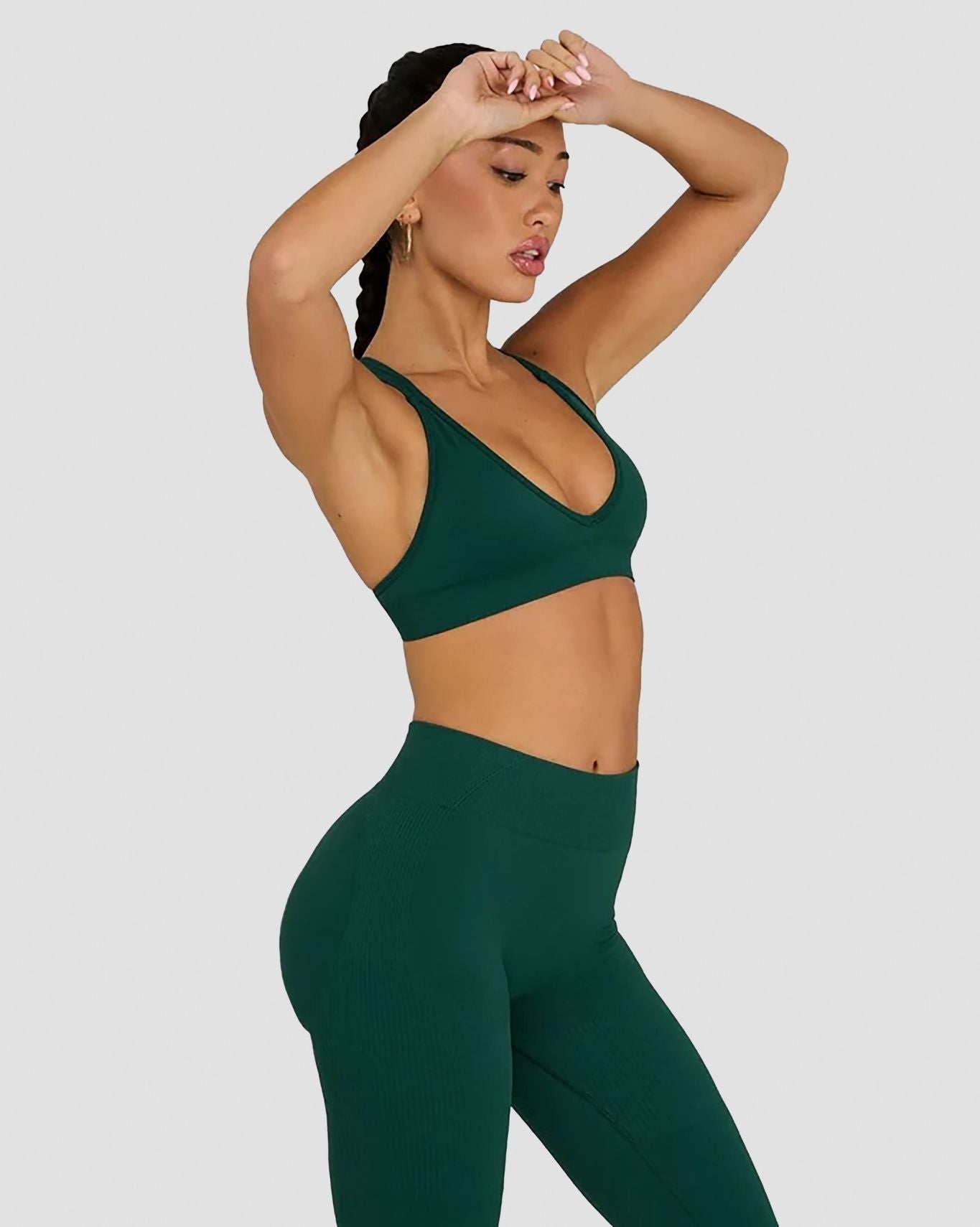 Elevate™ Sculpting Seamless High Apex Bra | Pine Green