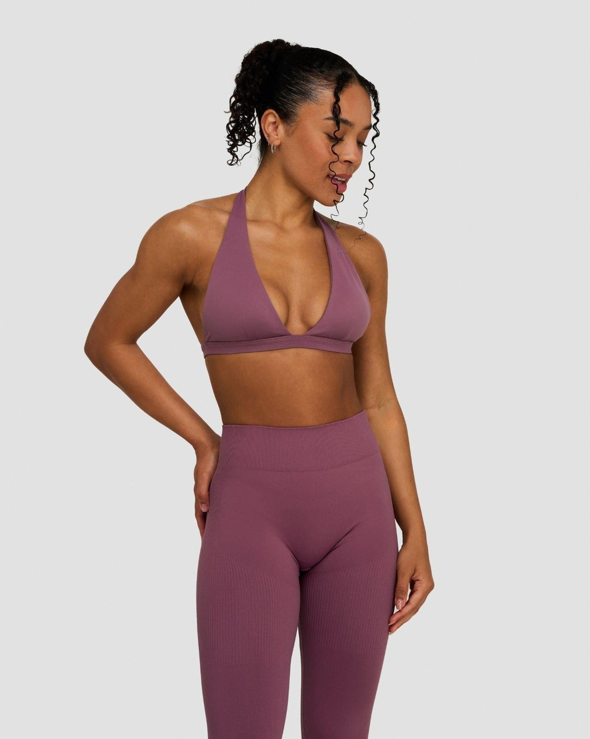 Elevate™ Sculpting Seamless V-Neck Halter Bra | Orchid Mauve