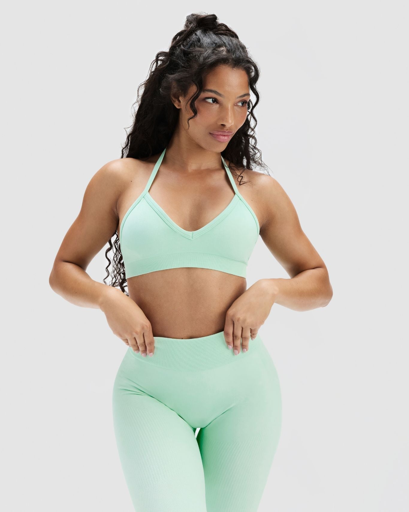 Elevate™ Sculpting Seamless Adjustable Halter Bra | Mint Julep