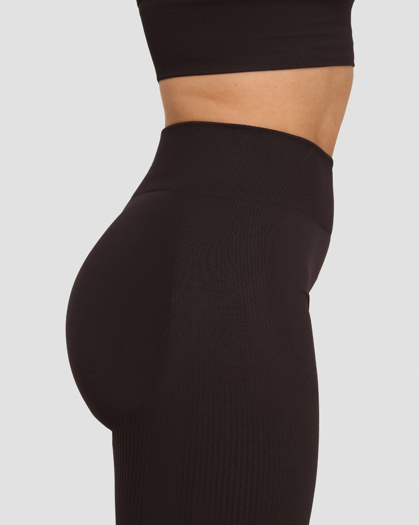 Elevate™ Sculpting Mid Waist Scrunch Shorts | Coffee