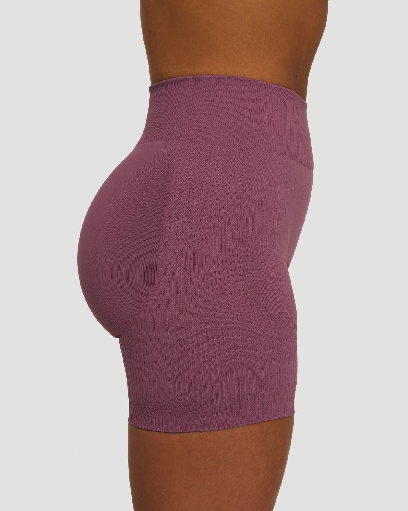 Elevate™ Sculpting Mid Waist Scrunch Shorts | Orchid Mauve