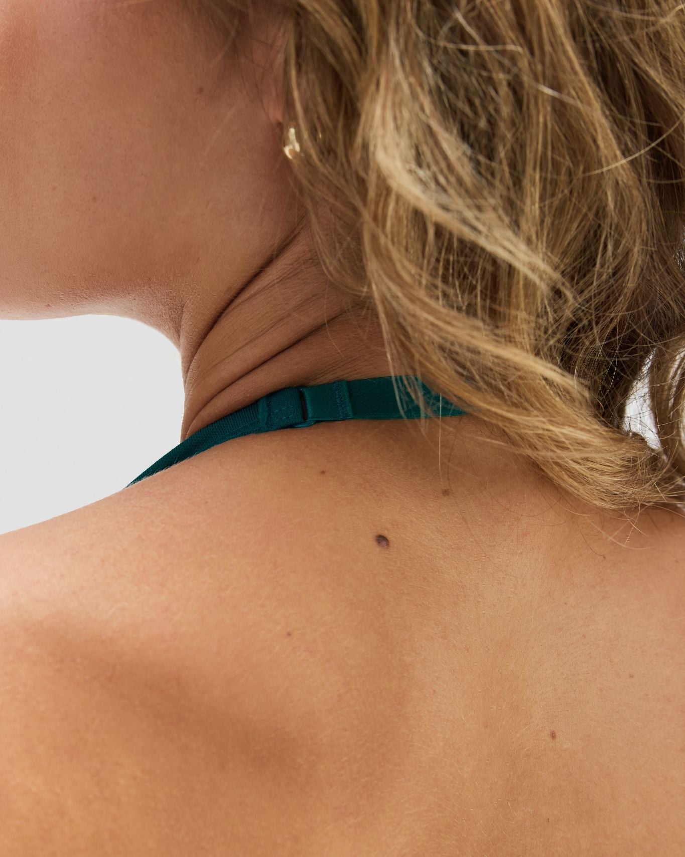 Elevate™ Sculpting Seamless Adjustable Halter Bra | Harbor Blue
