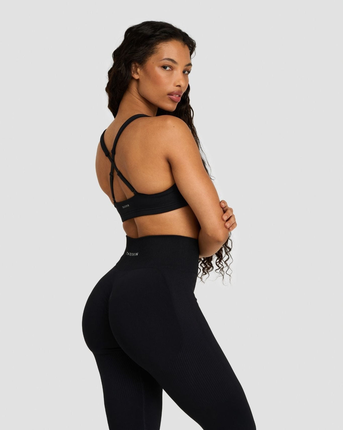 Elevate™ Sculpting Medium Impact Multiway Bra | Night Black