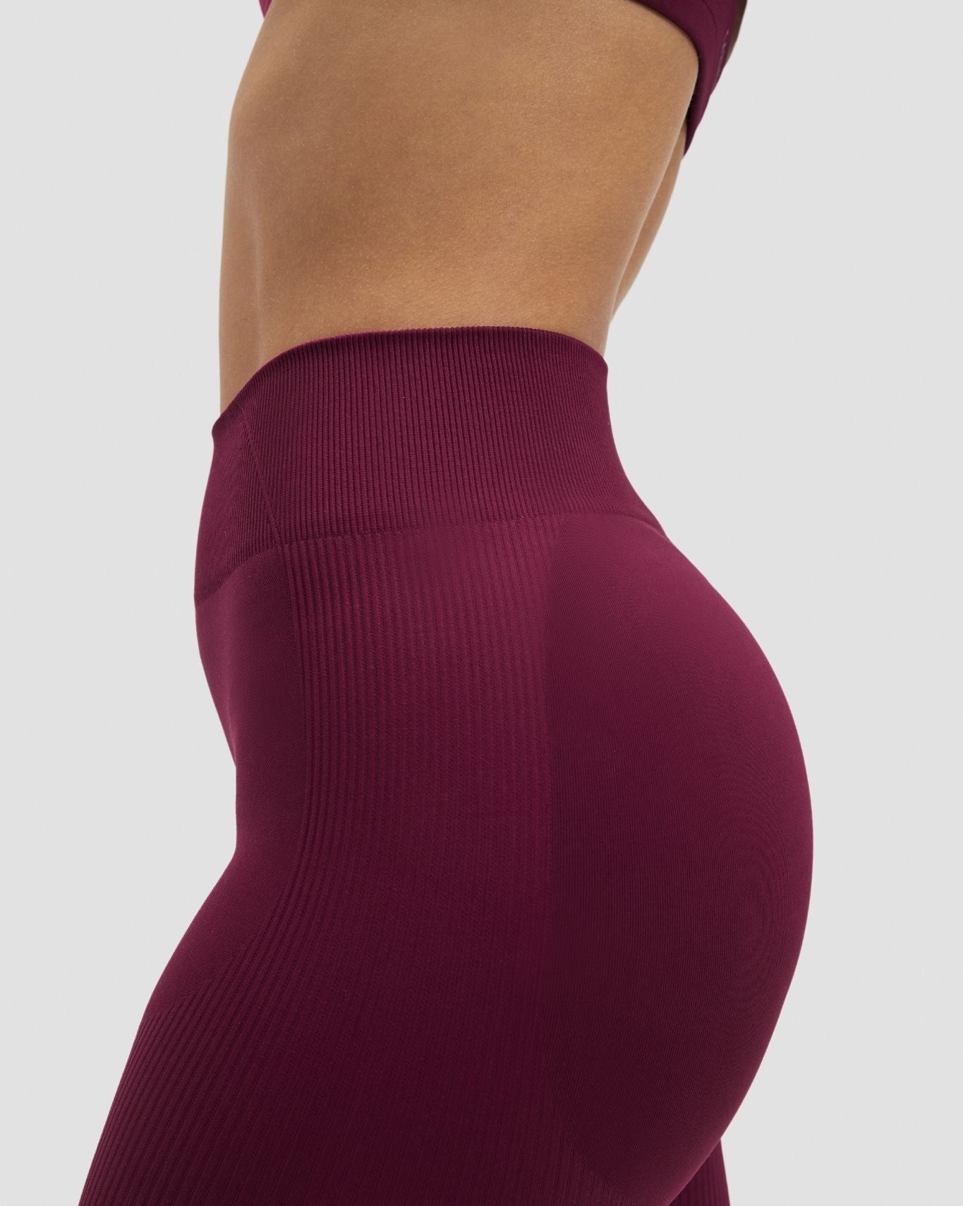 Elevate™ Sculpting Mid Waist Scrunch Leggings | Cherry Berry