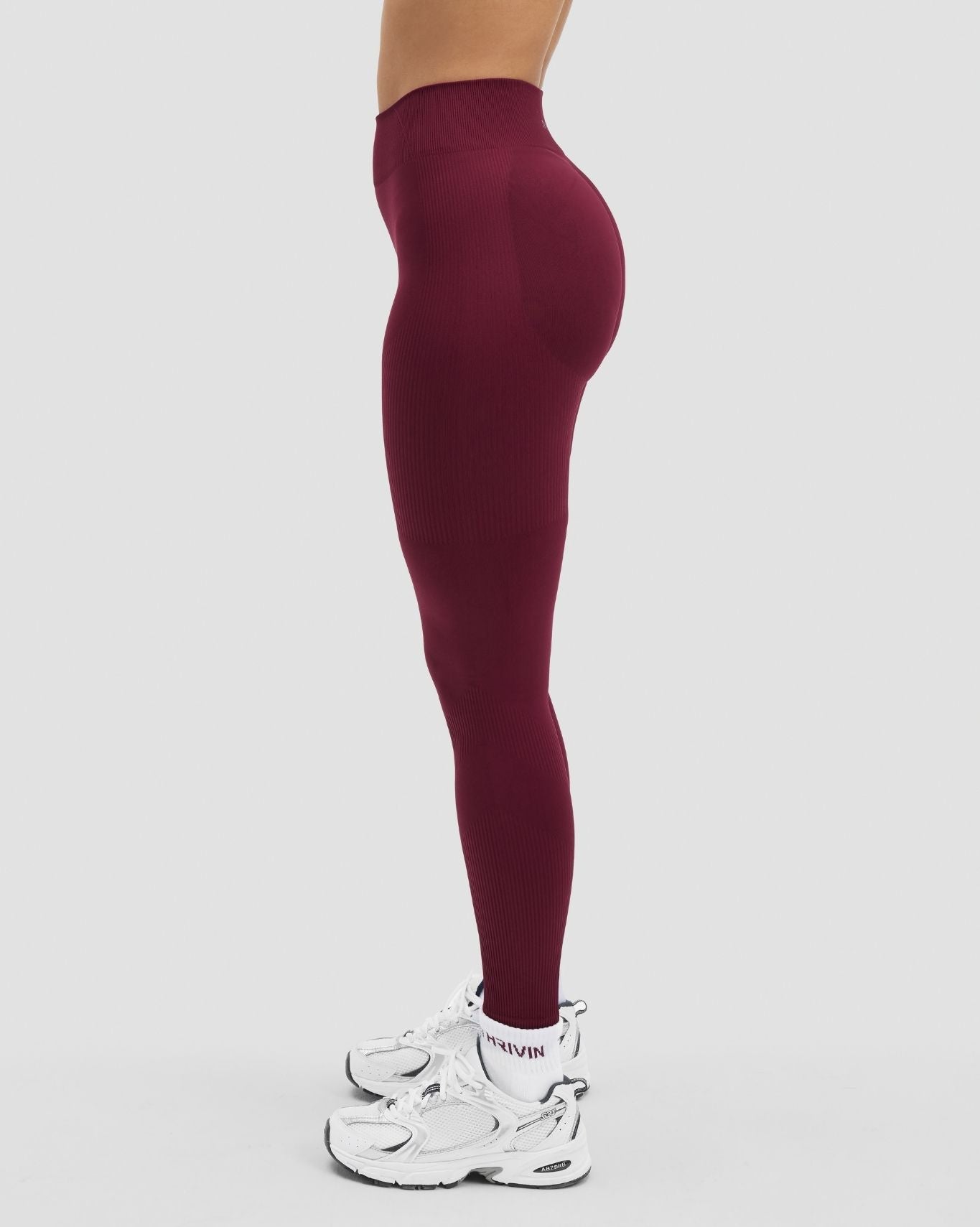 Elevate™ Sculpting Mid Waist Scrunch Leggings | Cherry Berry