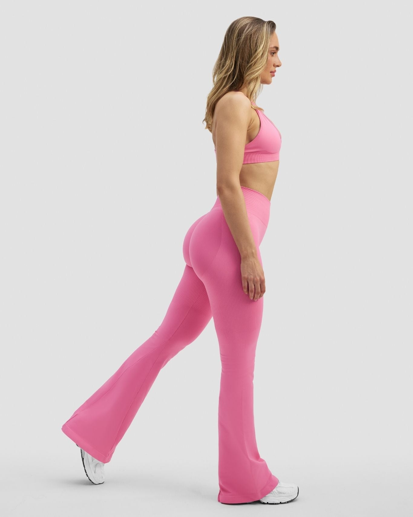 Elevate™ Sculpting High Waist Flare Leggings | Bubble Pink