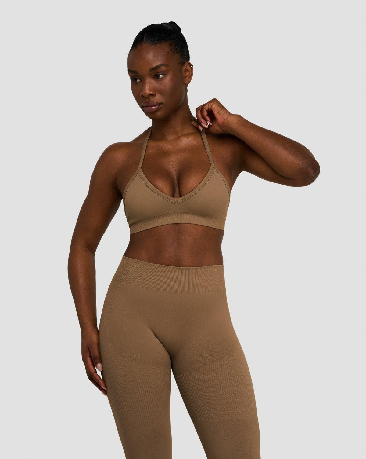 Elevate™ Sculpting Seamless Adjustable Halter Bra | Toffee