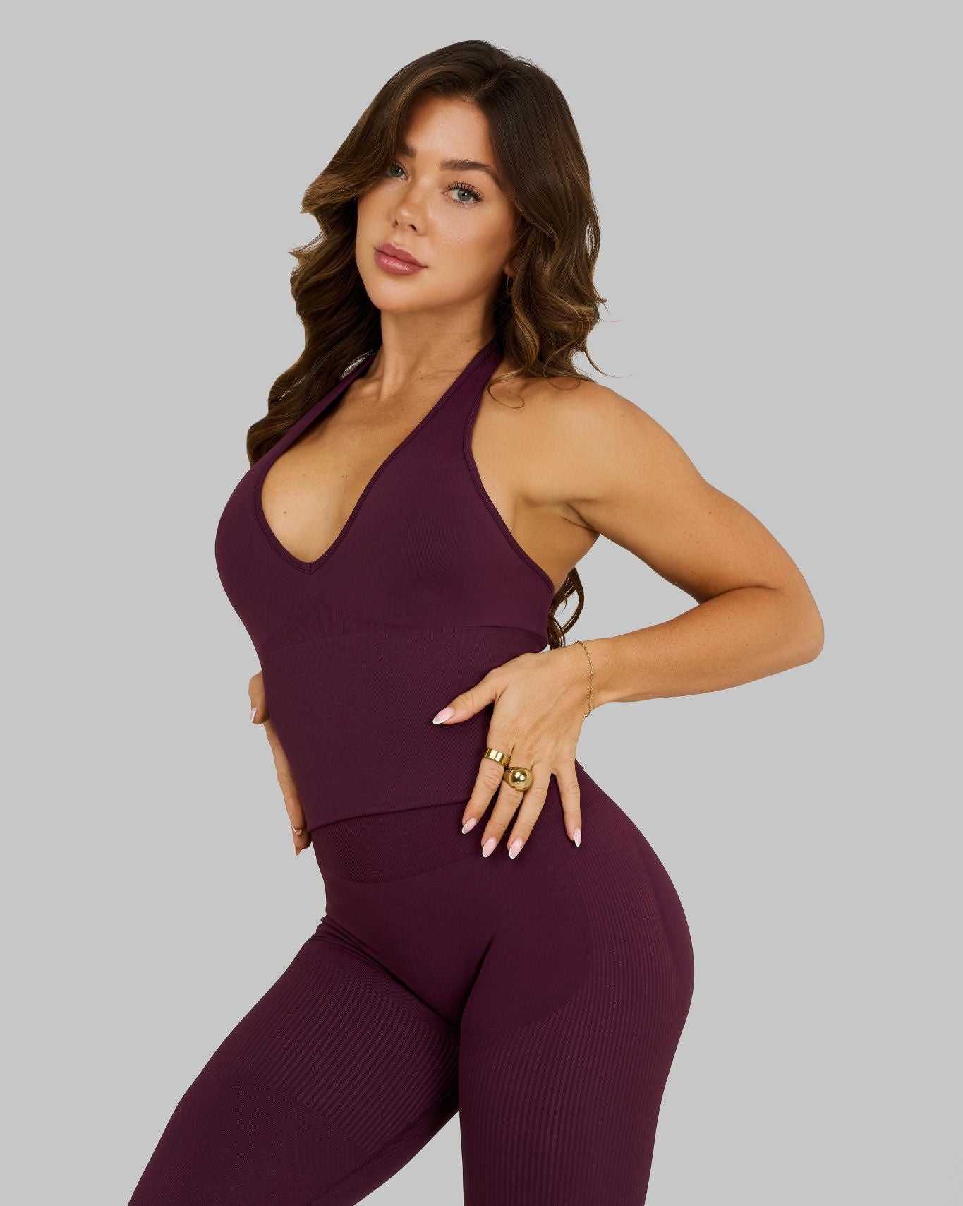 Elevate™ Sculpting Seamless Halterneck Top | Winter Plum