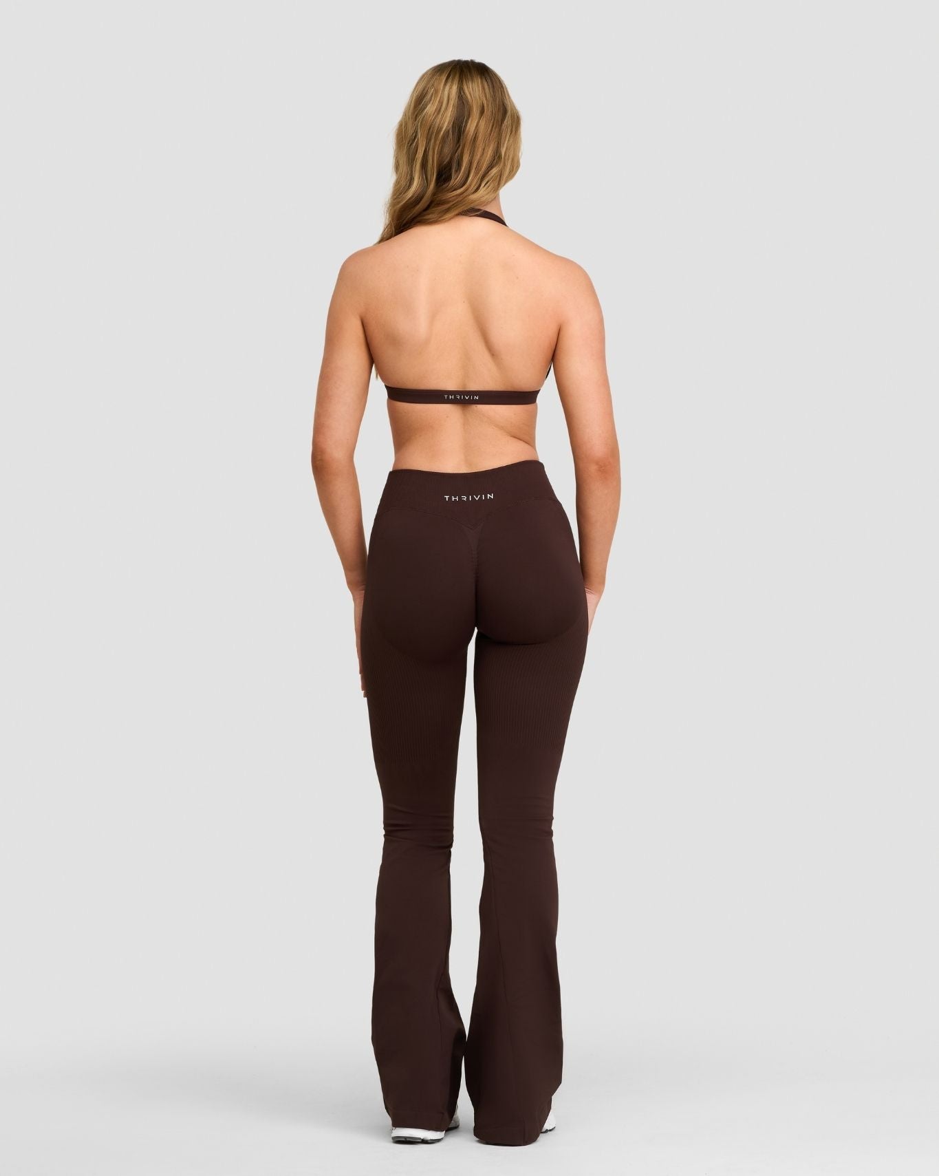Elevate™ Sculpting Mid V-Waist Scrunch Flare | Coffee