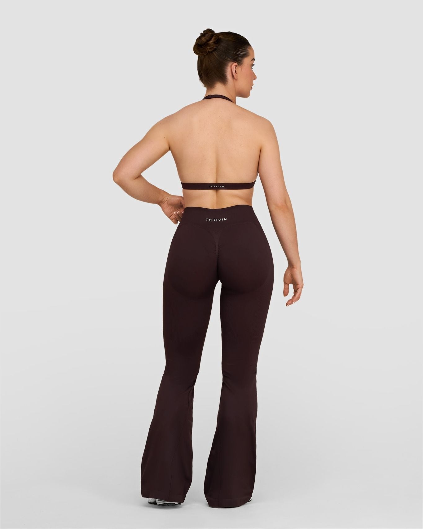 Elevate™ Sculpting Mid V-Waist Scrunch Flare | Coffee