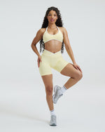Elevate™ Outline Short Scrunch Shorts | Golden Butter