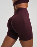 Elevate™ Sculpting Mid Waist Scrunch Shorts | Winter Plum