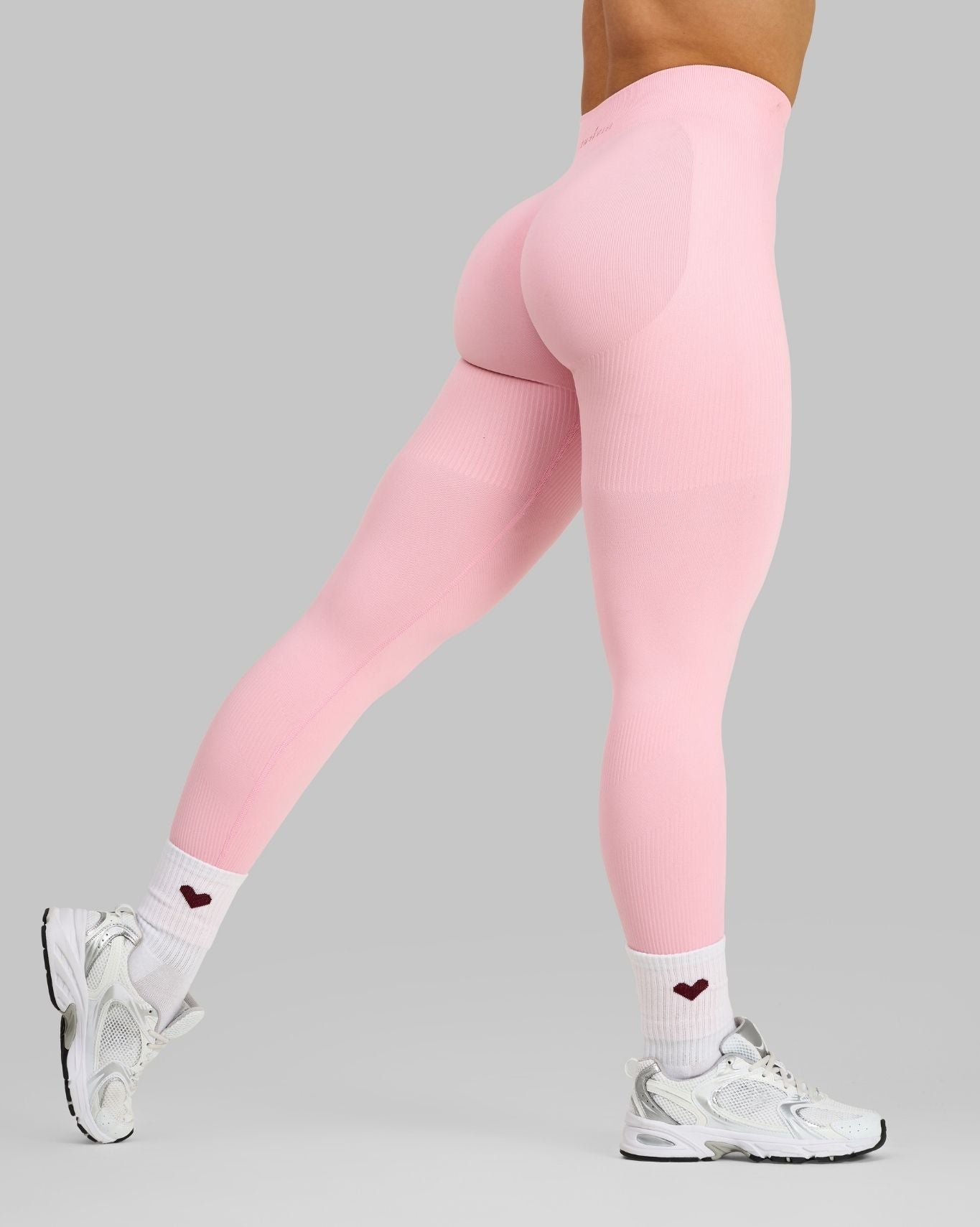 Beth is 167cm and wears a size XS.