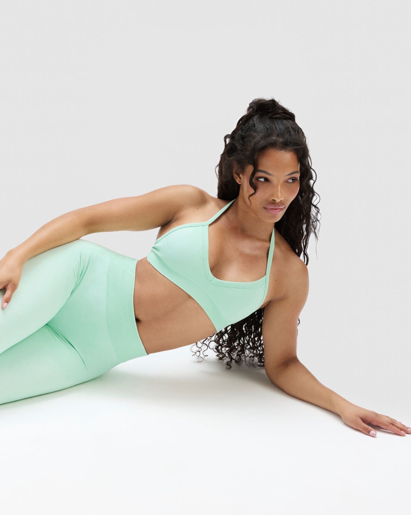 Elevate™ Sculpting Seamless Adjustable Halter Bra | Mint Julep