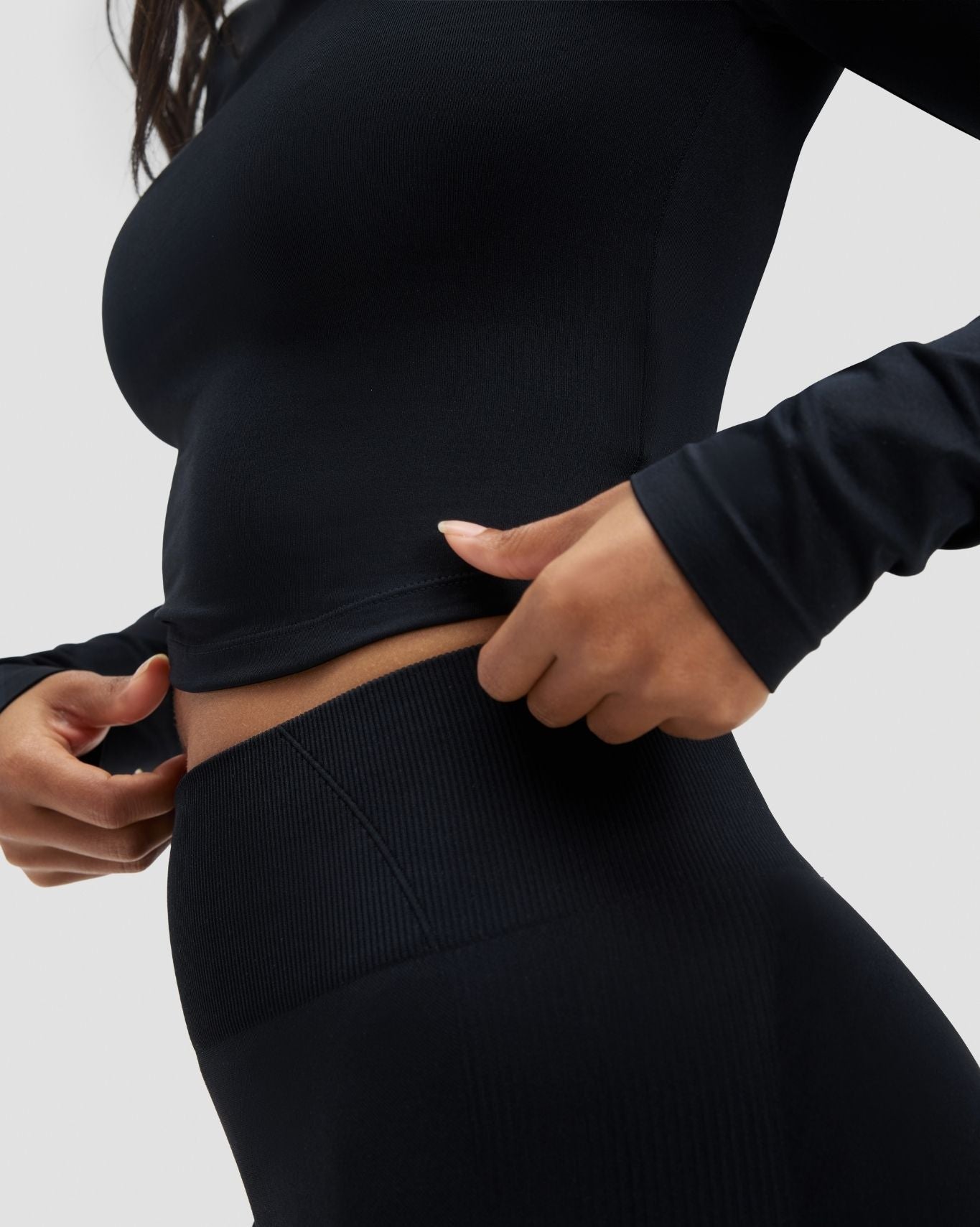 Elevate™ Compression Long Sleeve Top | Night Black