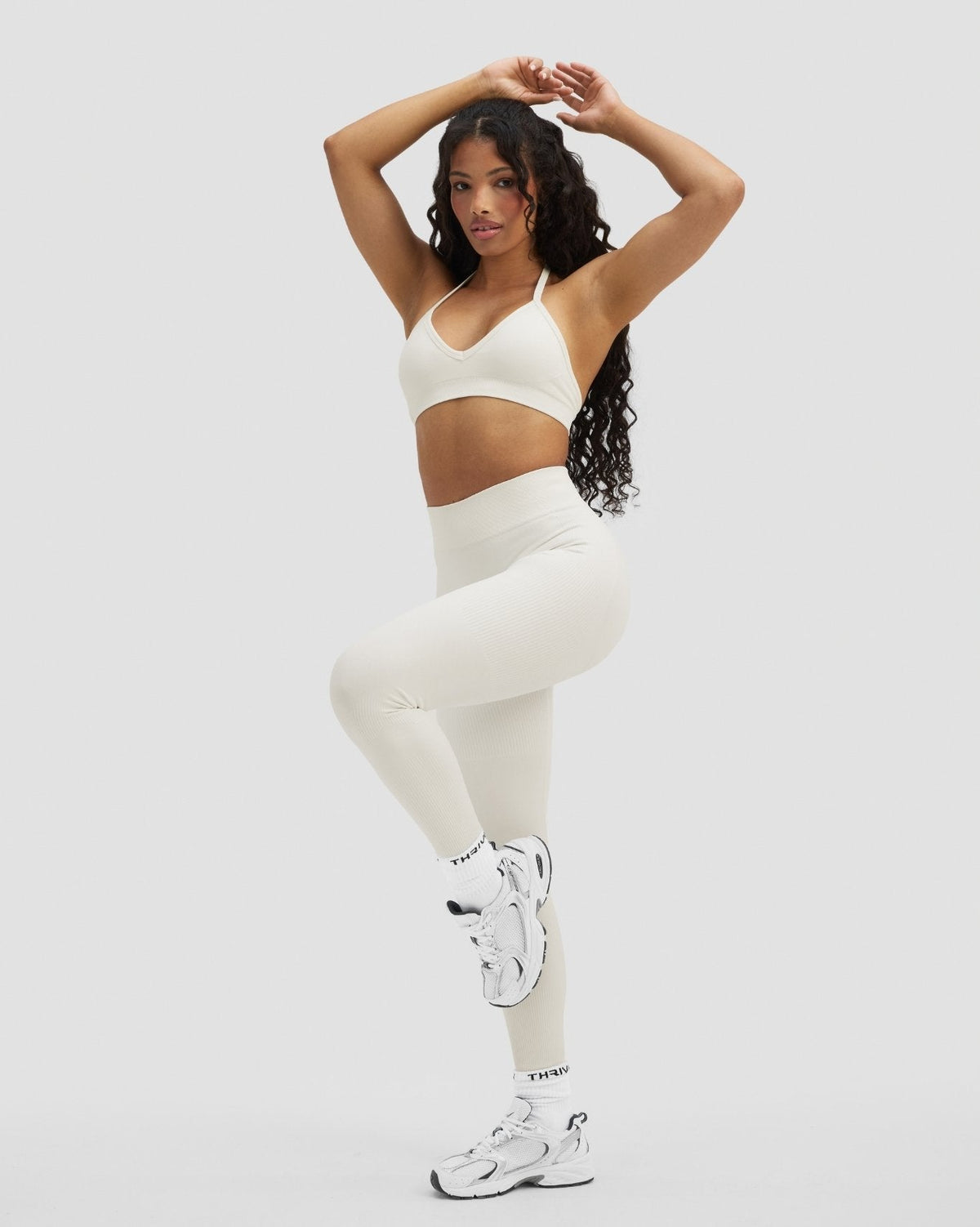 Elevate™ Sculpting Mid Waist Scrunch Leggings | Cream