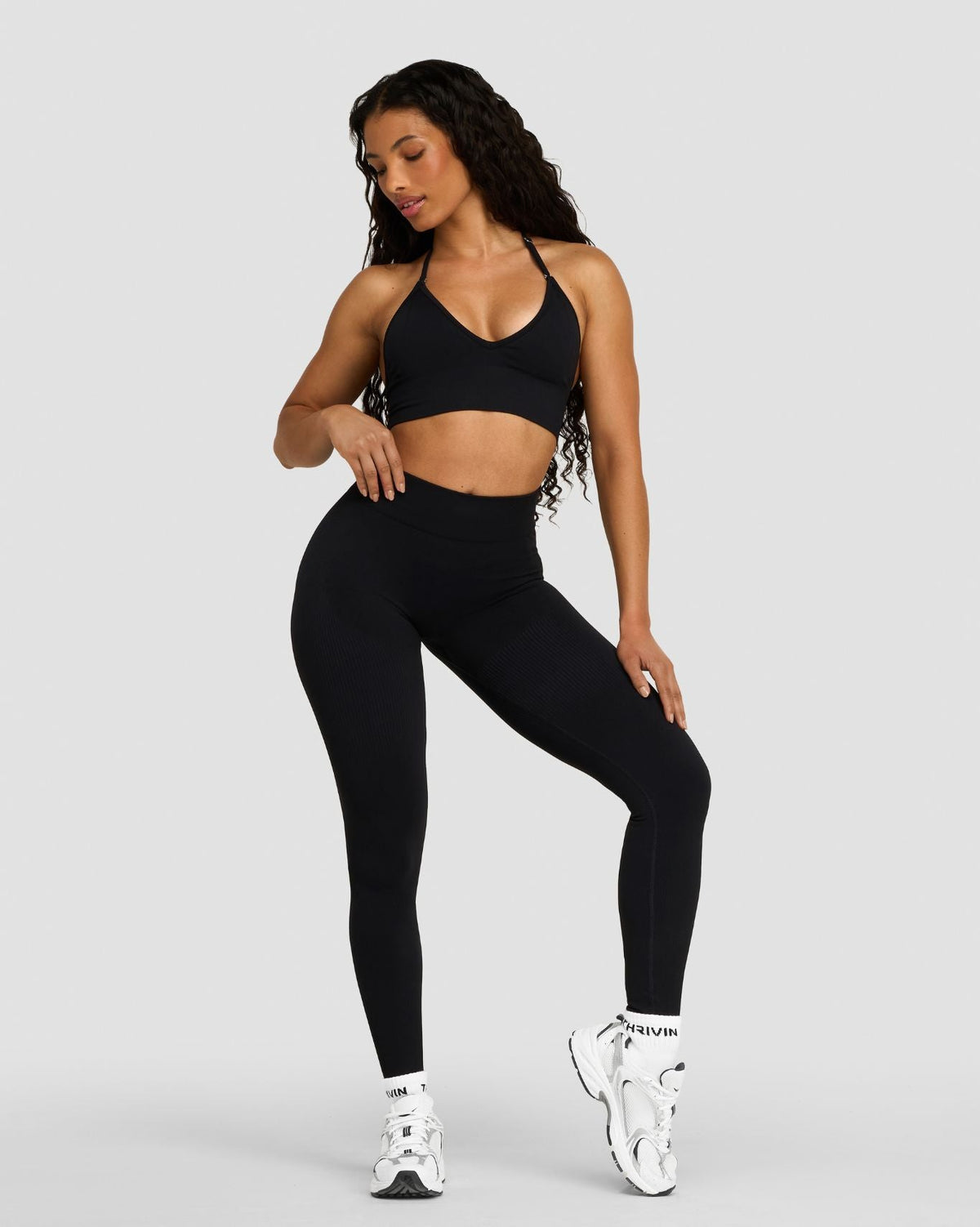 Elevate™ Sculpting Mid Waist Scrunch Leggings | Night Black