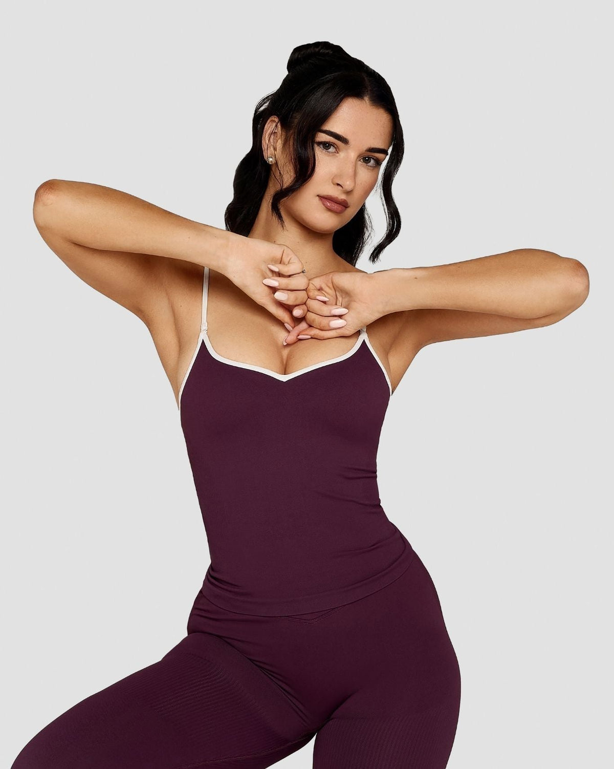 Outline Sweetheart Tanktop | Winter Plum
