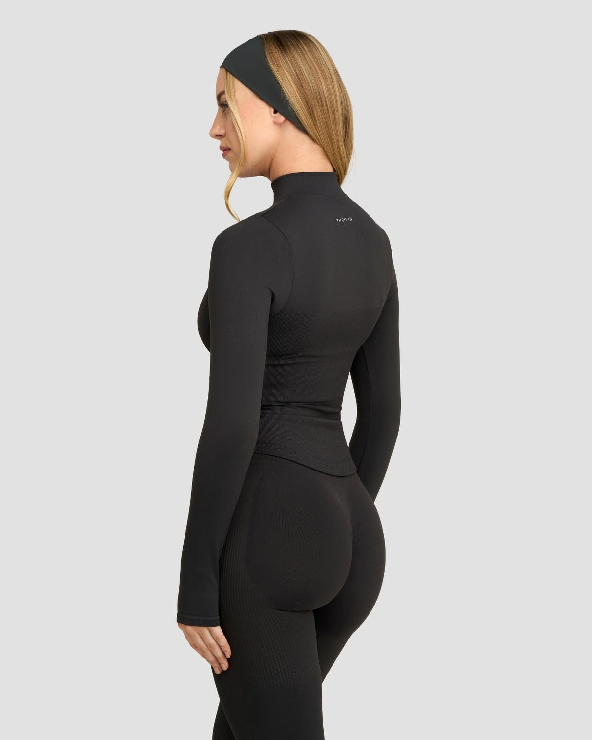 Elevate™ Compression Long Sleeve Jacket | Charcoal Grey