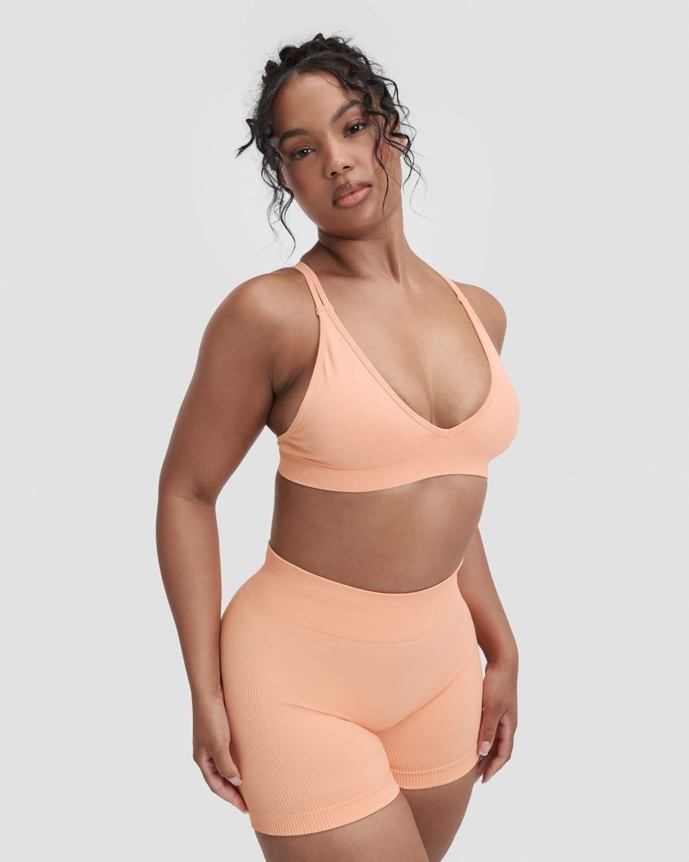 Elevate™ Sculpting Seamless High Apex Bra | Melon Ice