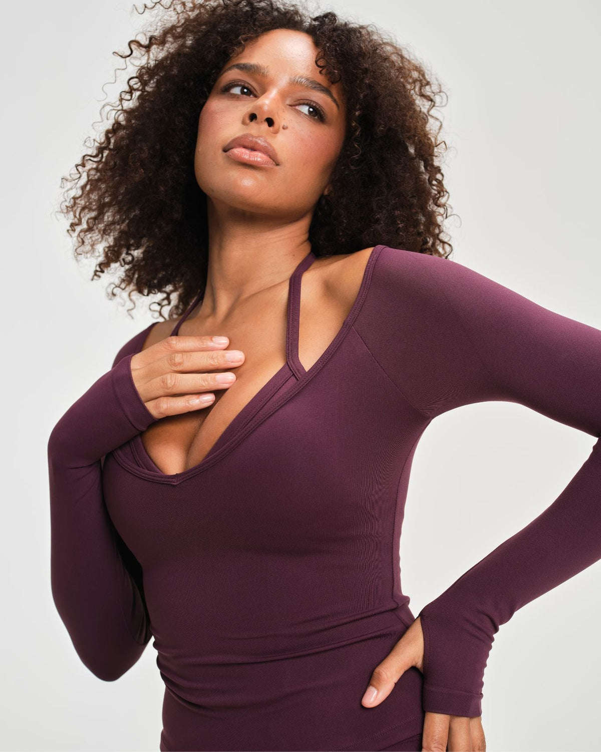 Elevate™ Sculpting Seamless V-Neck Top | Winter Plum