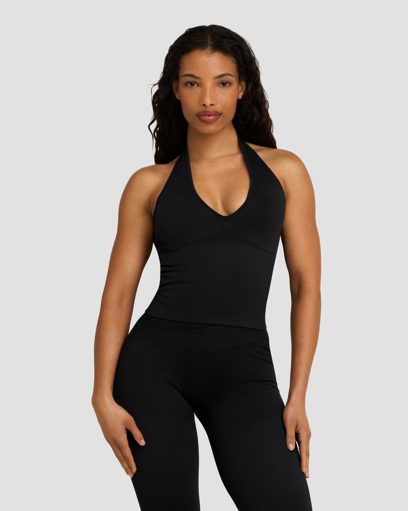 Elevate™ Sculpting Seamless Halterneck Top | Night Black