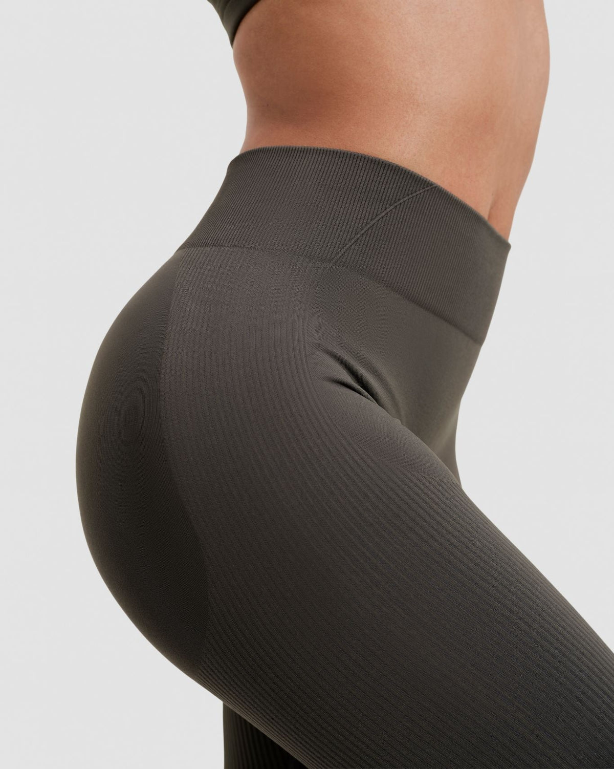 Elevate™ Sculpting Mid Waist Scrunch Leggings | Olive Green