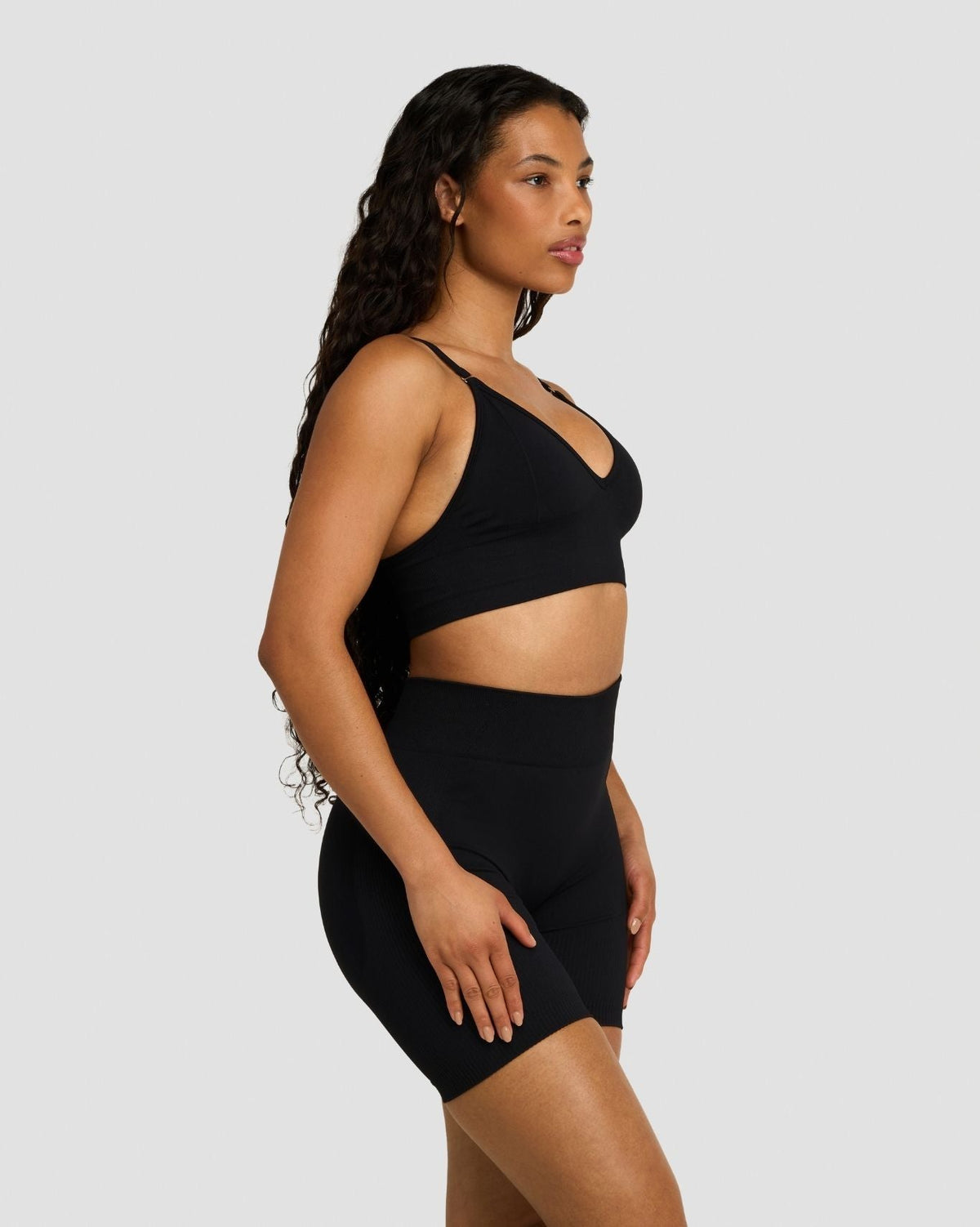 Elevate™ Multiway Sculpt Seamless Bra | Night Black