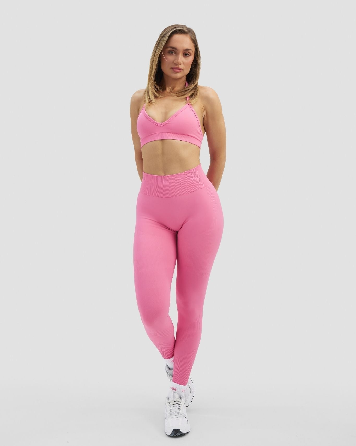 Elevate™ Sculpting Seamless Adjustable Halter Bra | Bubble Pink