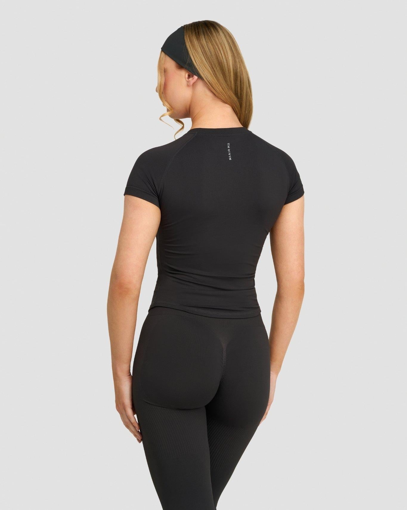 Elevate™ Compression T-Shirt | Charcoal Grey