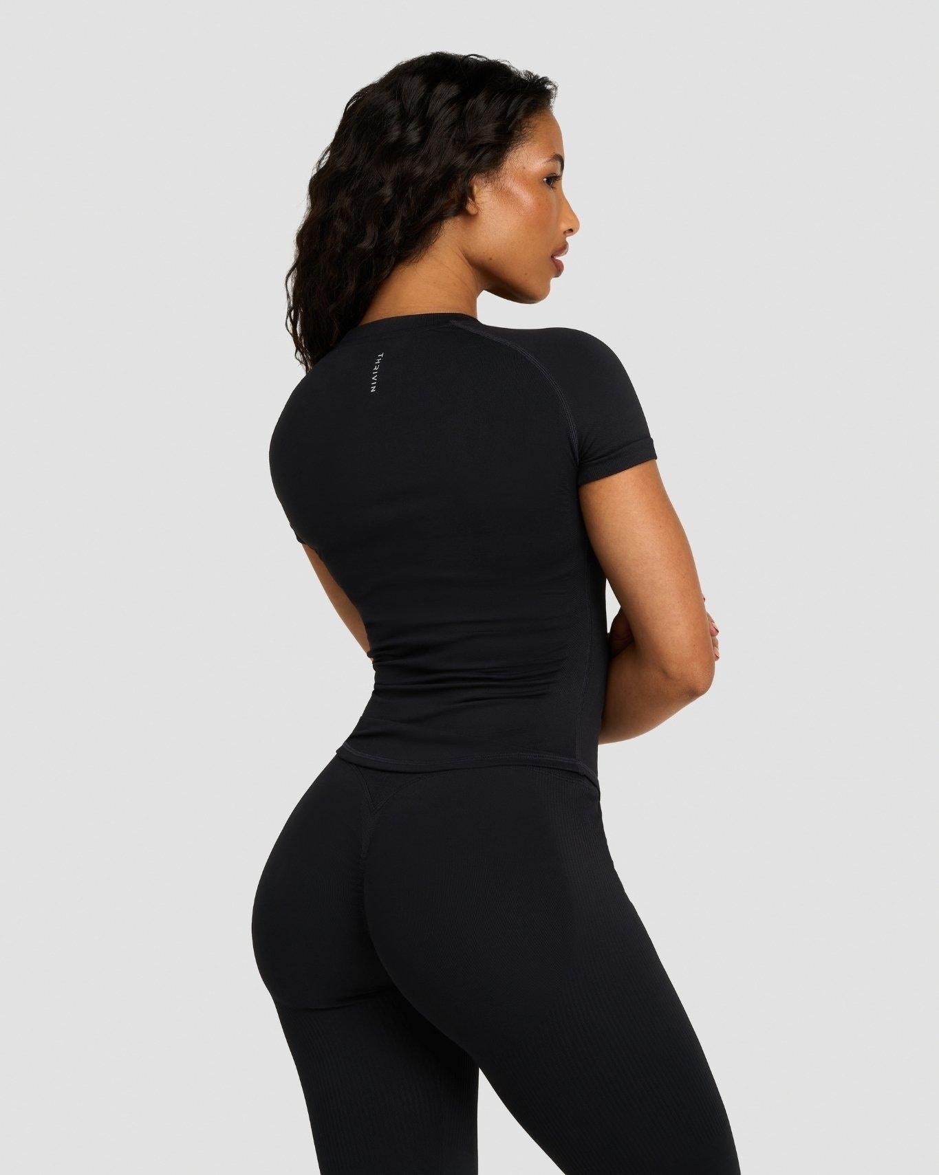 Elevate™ Compression T-Shirt | Night Black